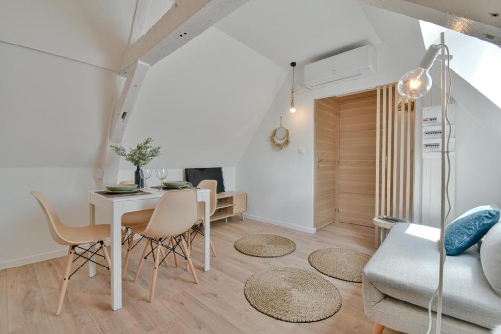 Residence Jean Hardy - Hyper Centre, Parking Gratuit, Wifi, Clim, Gare Valenciennes Zewnętrze zdjęcie